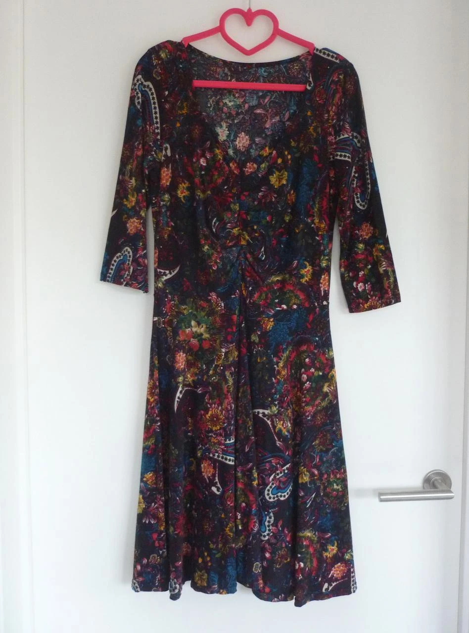 Vestido con motivo turquesa oscuro con mangas 3/4 Talla 38 – photo 2